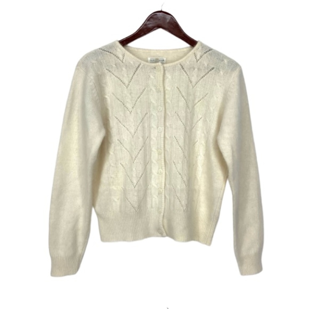 Vintage Yarnworks Ivory White Soft Fuzzy Lambswool Angora Blend Cardigan Sweater